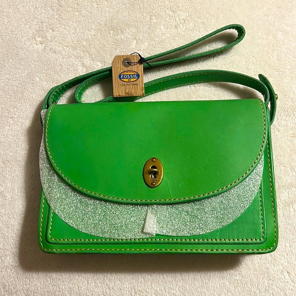 FOSSIL GREEN Leather BAG. With Gold details. - Picture 1 of 12